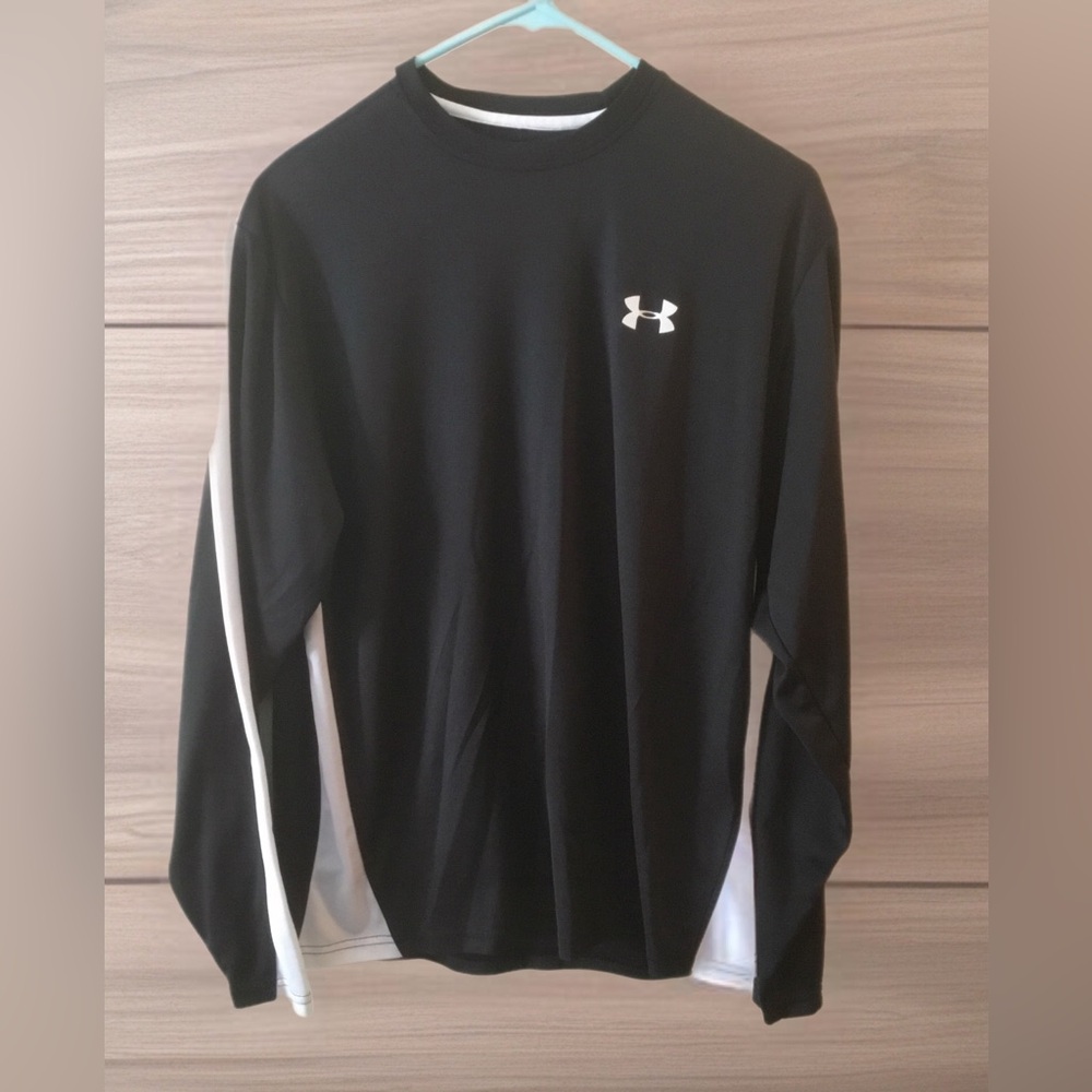 Under Armour Black and White Long Sleeve Performance Shirt